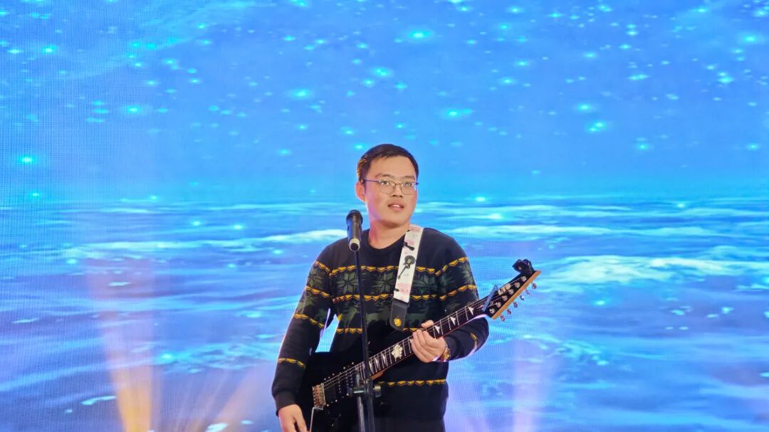 嘉戎技術(shù)2025年終總結(jié)暨年會(huì)